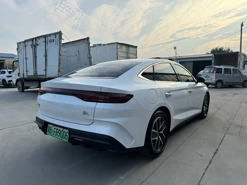 BYD Qin L 2025 — фото 11