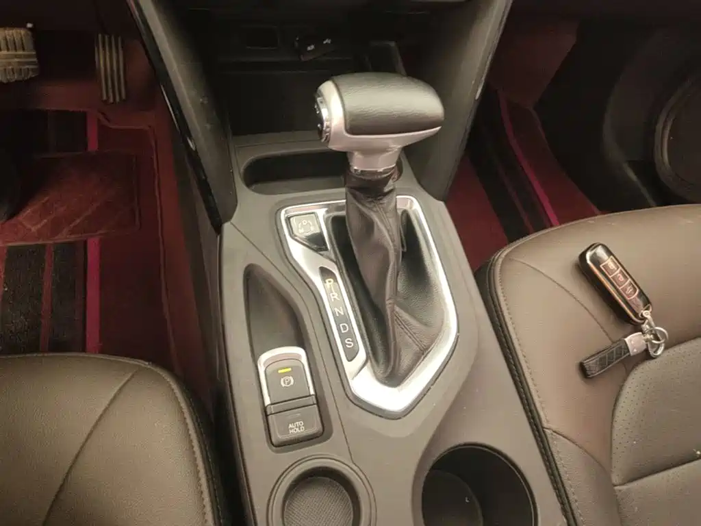GAC Motor Trumpchi GS4 2017 — фото 14