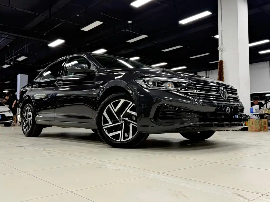 Volkswagen Sagitar 2023