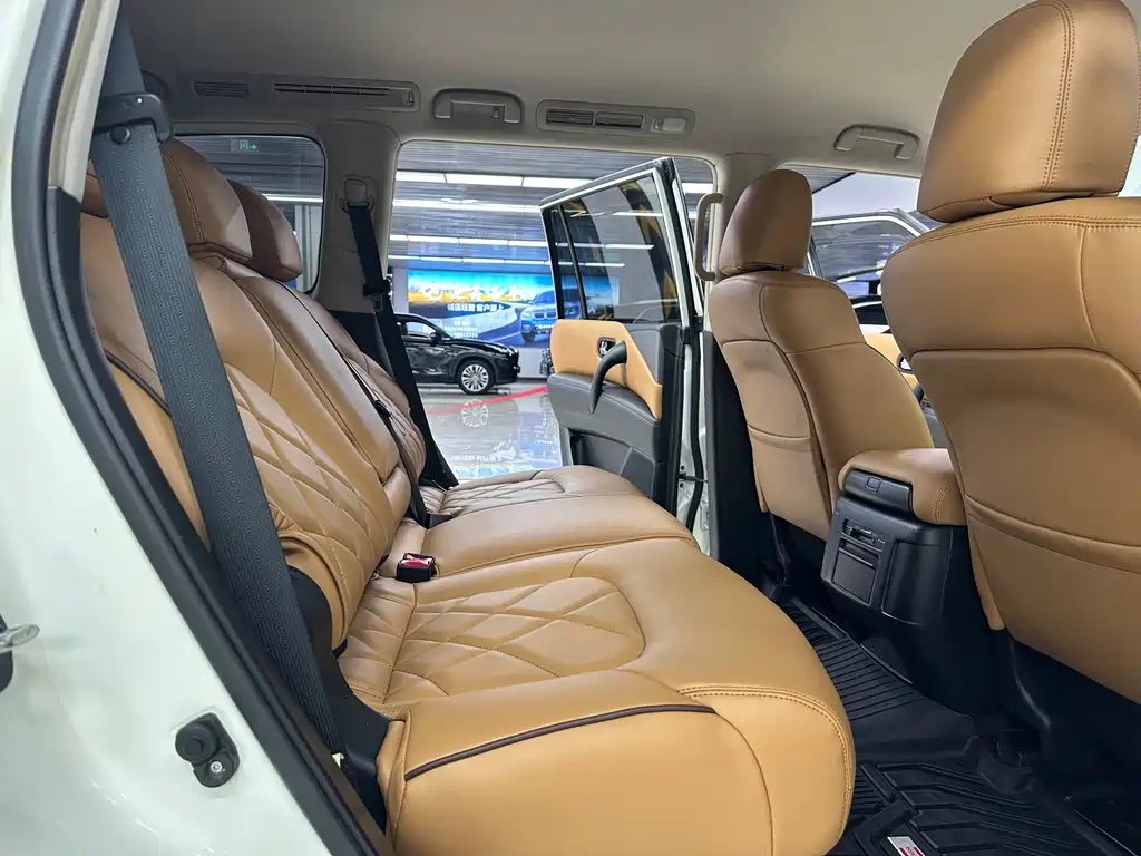 Nissan Patrol 2018 — фото 11