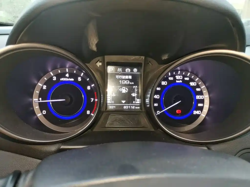 Changan Eado XT 2016 — фото 12