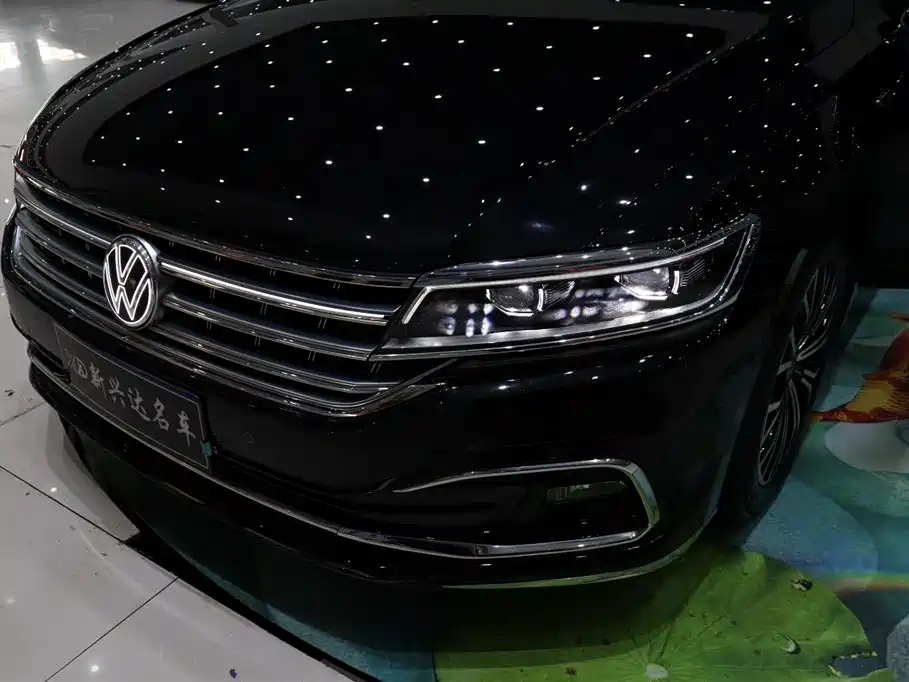 Volkswagen Phideon 2022 — фото 24