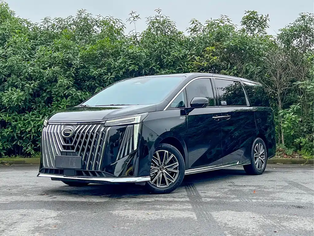 GAC Motor Trumpchi M8 2023 — фото 1