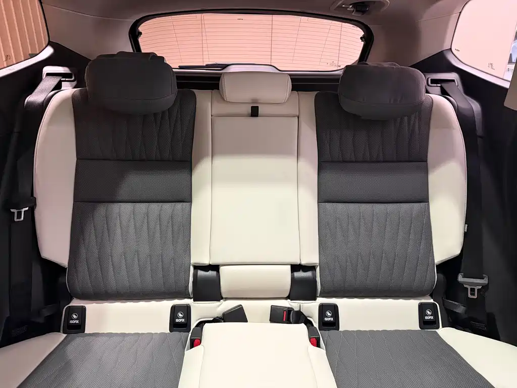 BMW X1 2025 — фото 18
