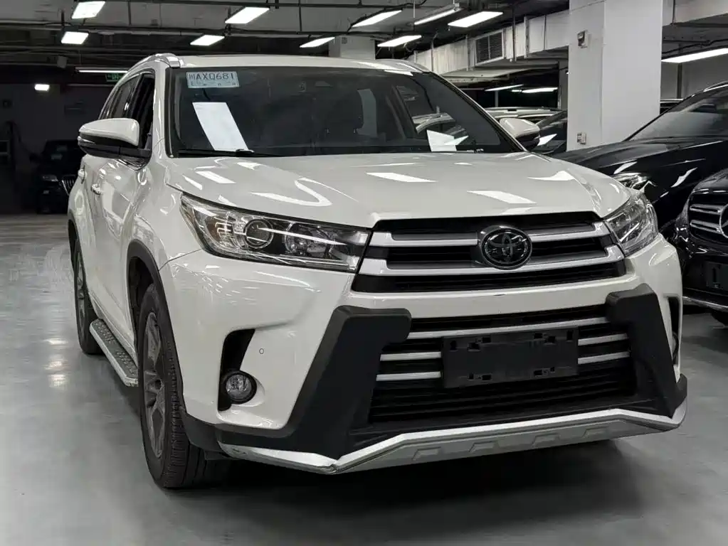 Toyota Highlander 2019 — фото 3