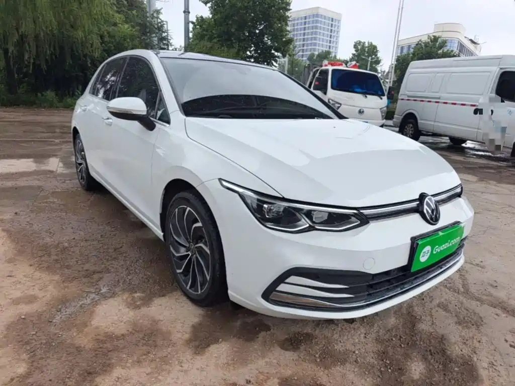 Volkswagen Golf 2021