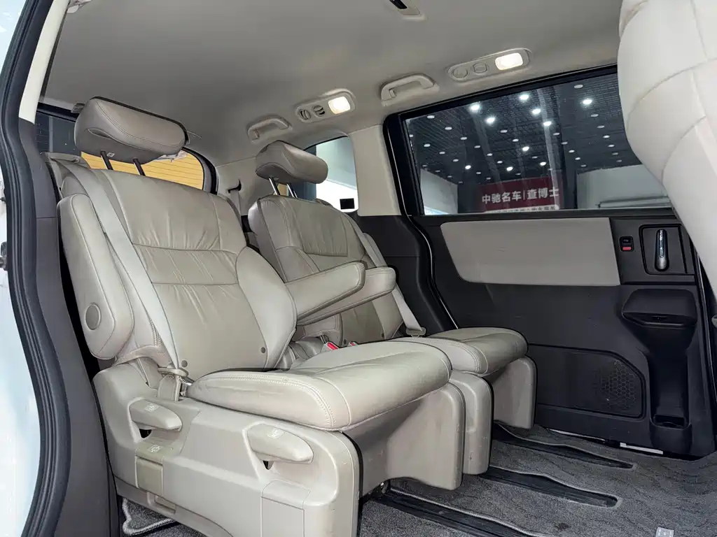 Honda Odyssey 2017 — фото 15