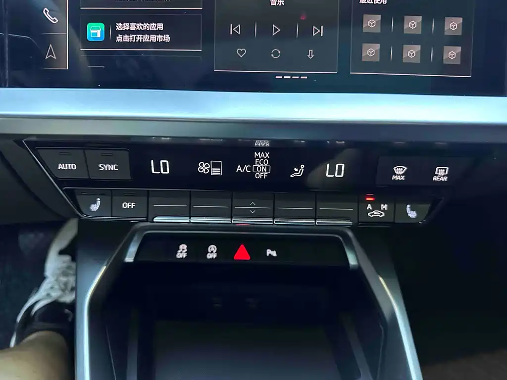 Audi A3 2022 — фото 14