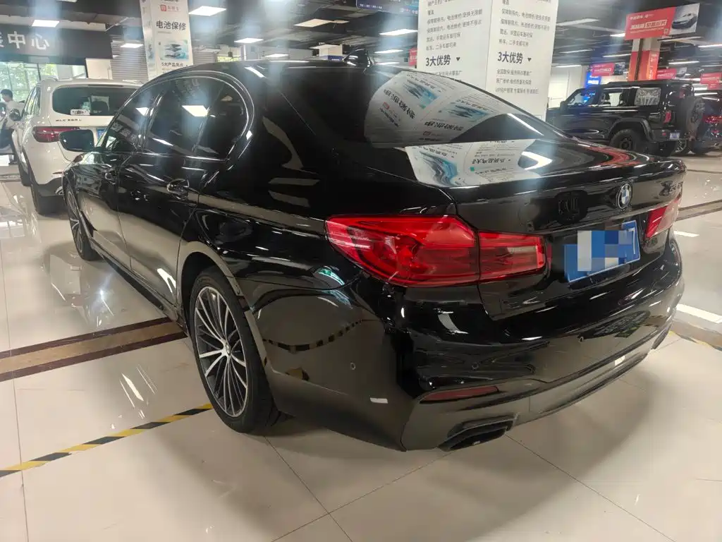 BMW 5 Series 2020