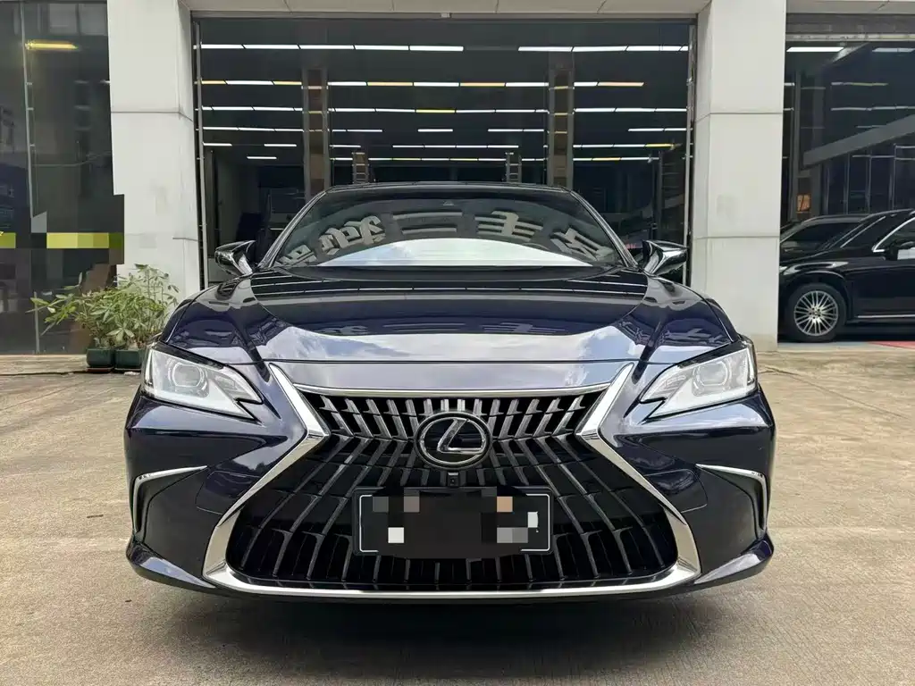 Lexus ES 2021 — фото 2