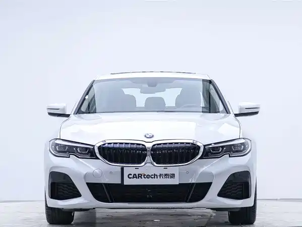 BMW 3 Series 2021