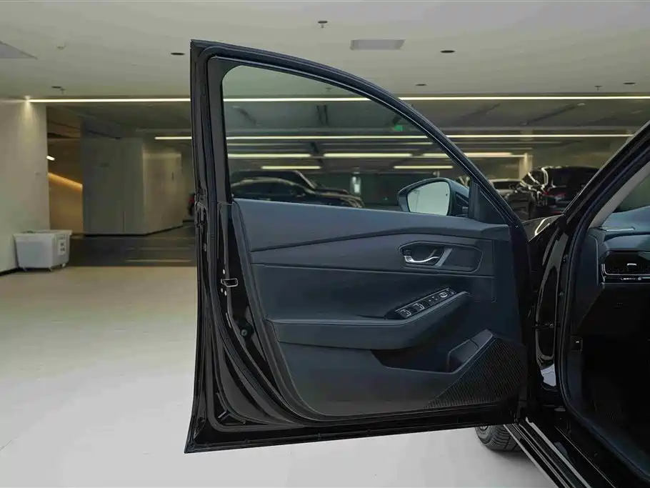 Honda Inspire 2024 — фото 16