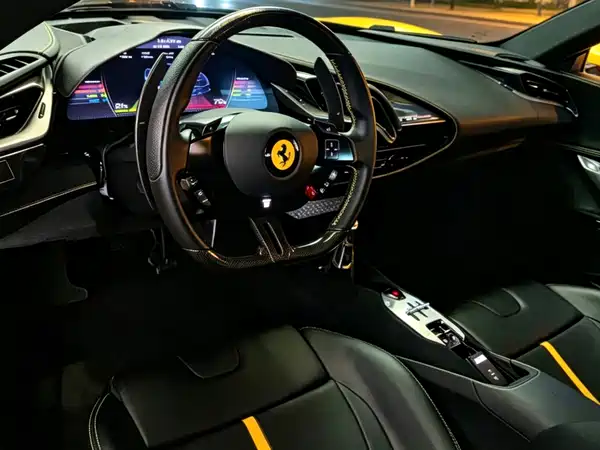 Ferrari SF90 2022