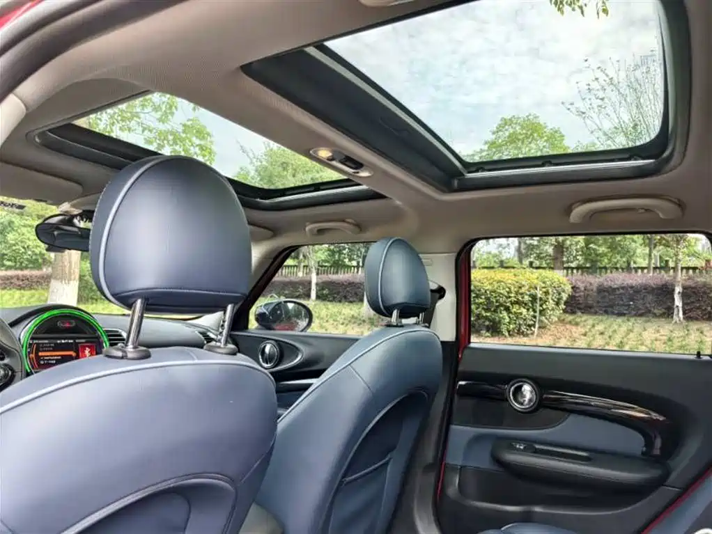 MINI Clubman 2020 — фото 12
