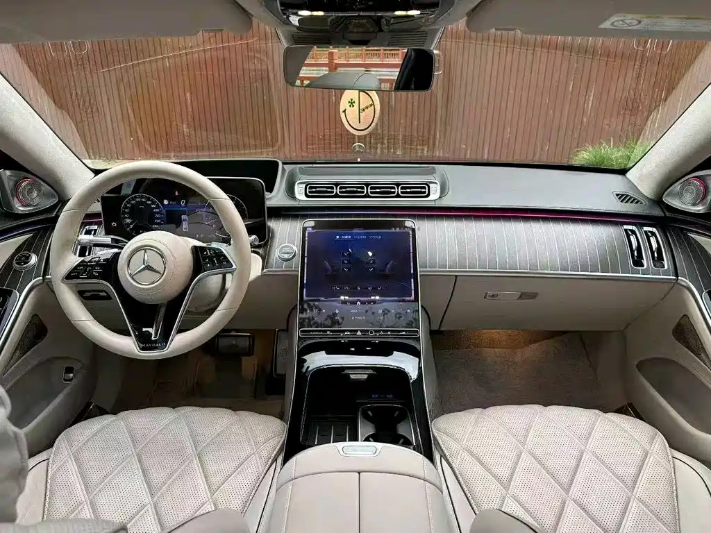 Mercedes-Benz Maybach S-Class 2023