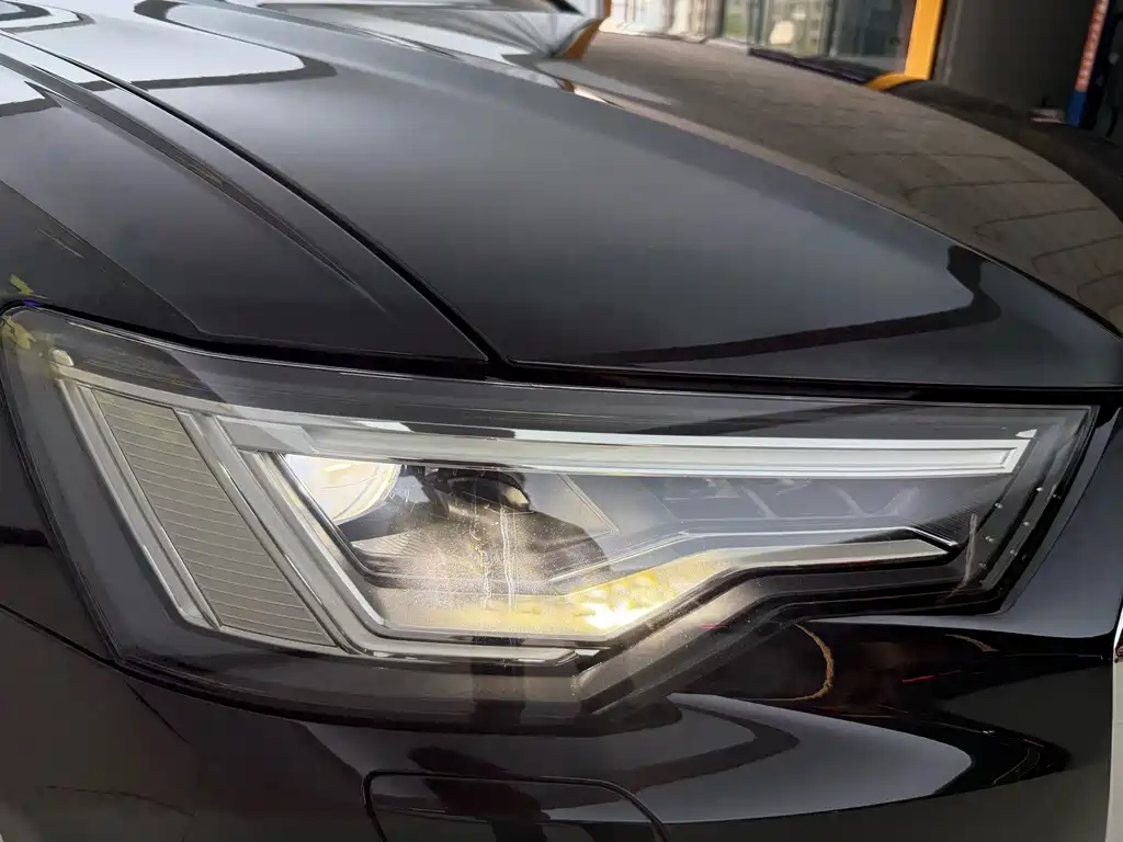 Audi A6L 2023 — фото 20