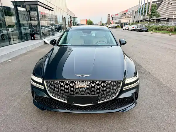 Genesis G80 2025