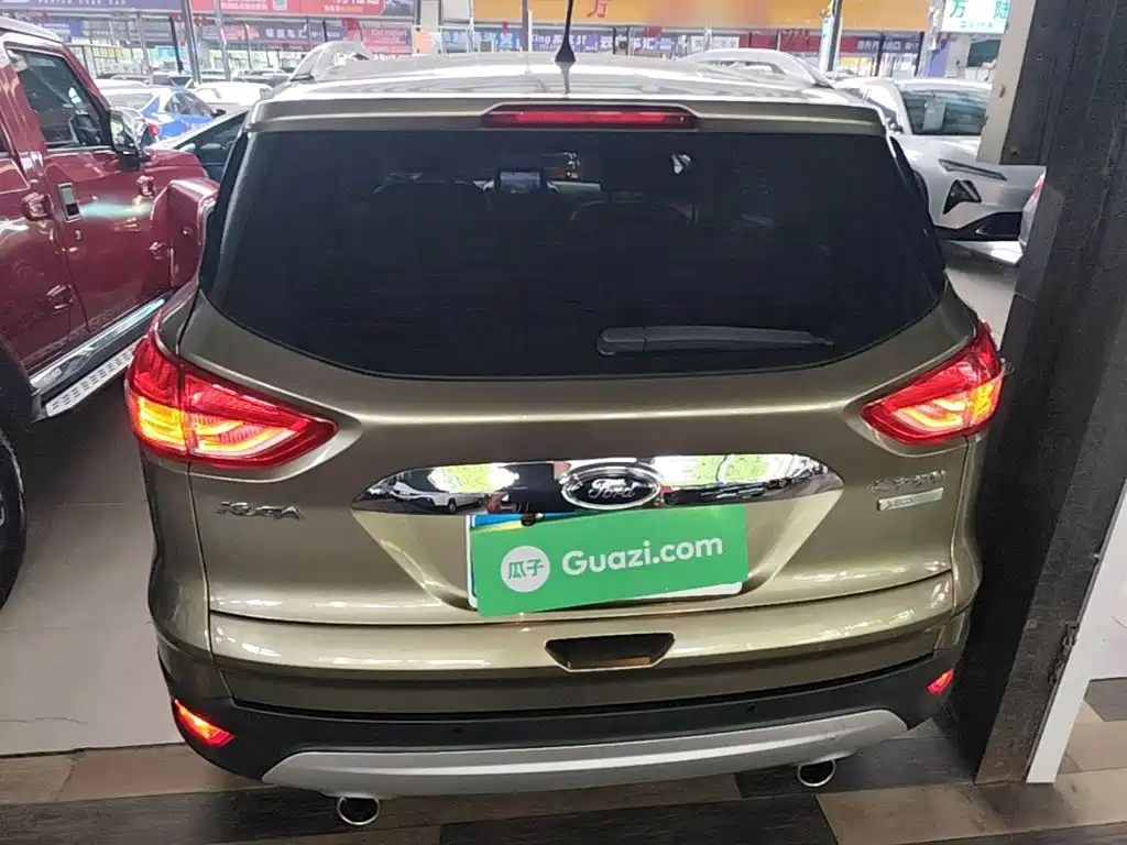 Ford Kuga 2015 — фото 6