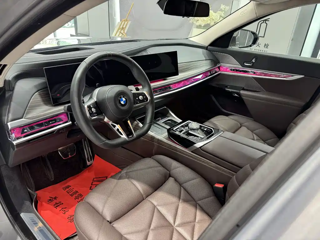 BMW 7 Series 2023 — фото 12