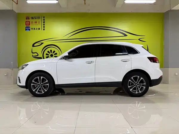 Borgward BX7 2017