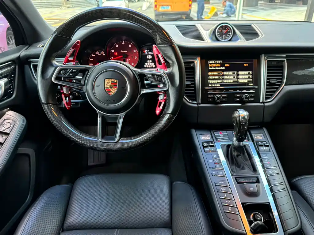 Porsche Macan 2015 — фото 7