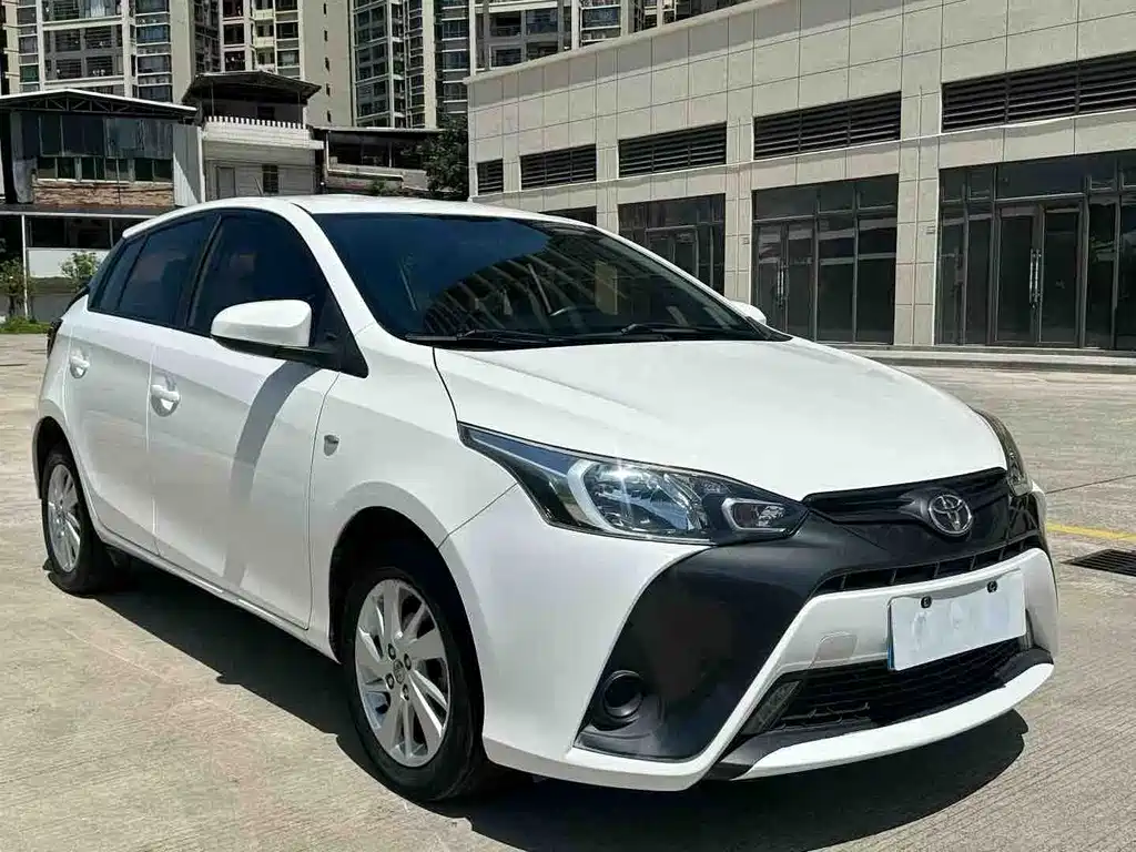 Toyota Yaris L 2017
