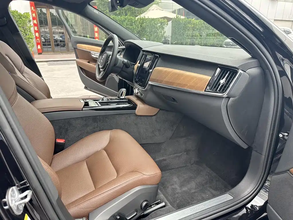 Volvo S90 PHEV 2024 — фото 10