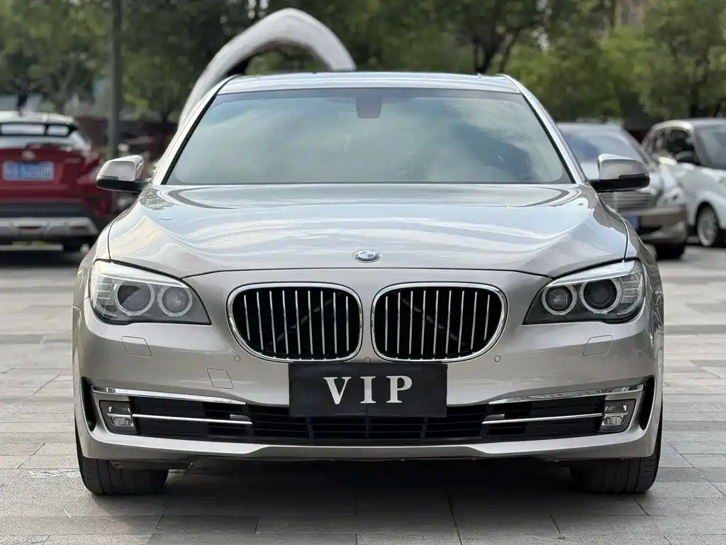 BMW 7 Series 2014 — фото 2