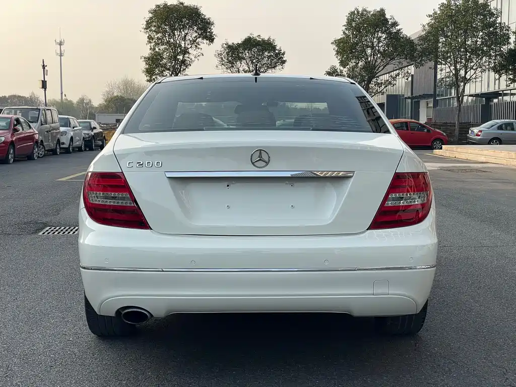 Mercedes-Benz C-Class 2012 — фото 14