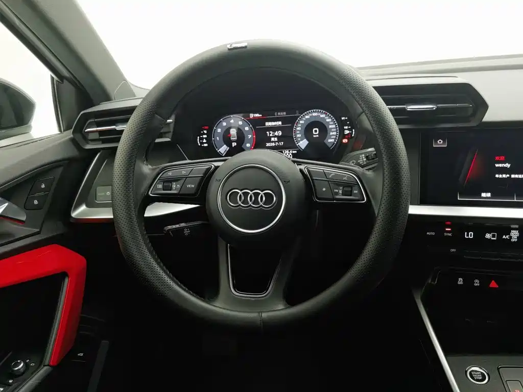 Audi A3 2021 — фото 11
