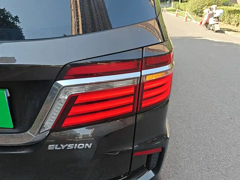 Honda Elysion 2019 — фото 8