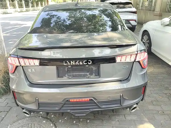 Lynk & Co 03 2023