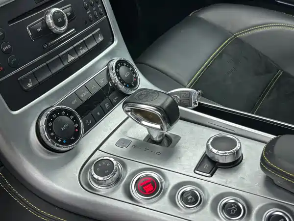 Mercedes-Benz Sls-Class AMG 2015