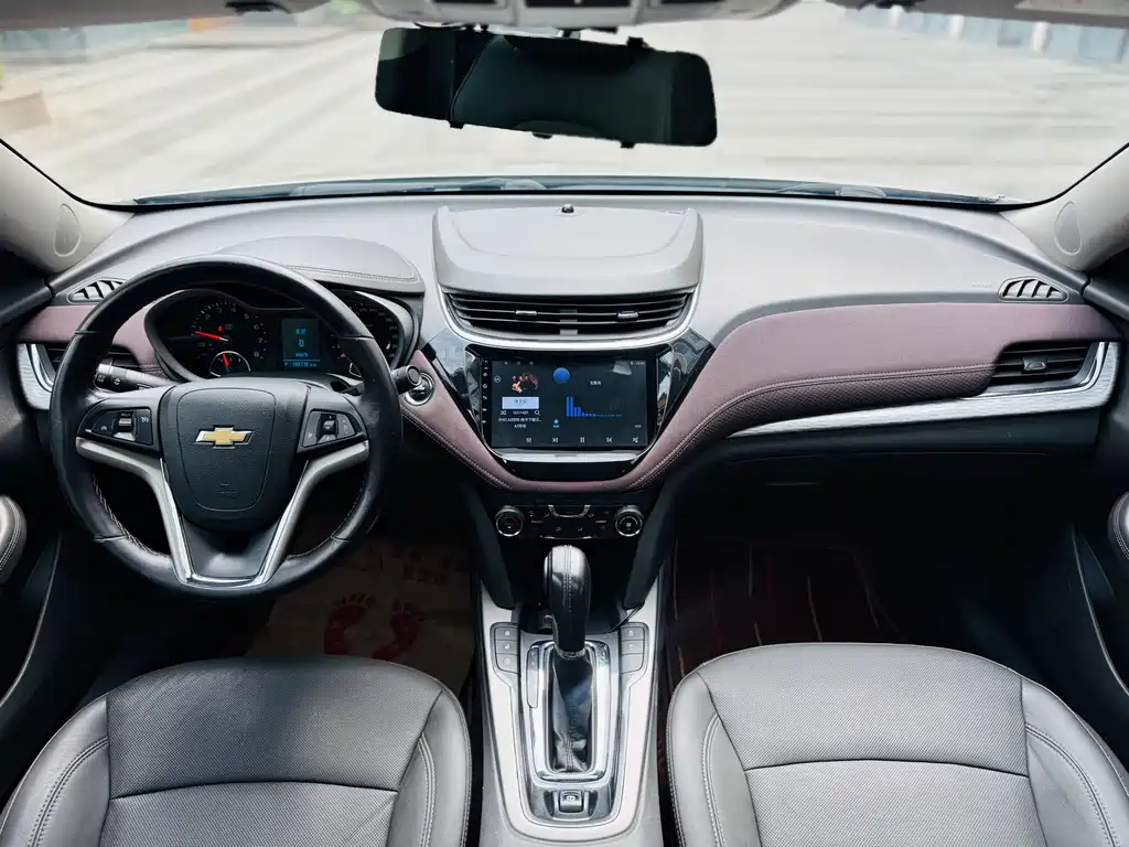 Chevrolet Malibu 2019 — фото 10
