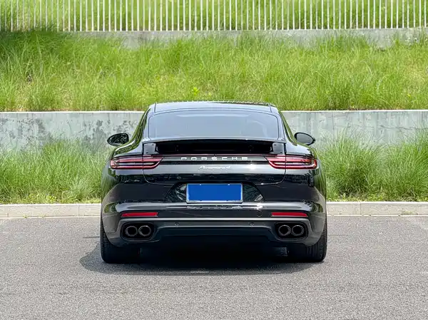 Porsche Panamera 2017