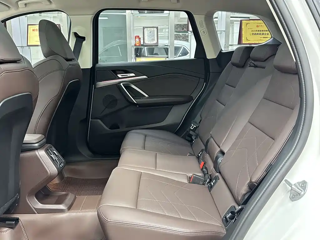 BMW X1 2025 — фото 10