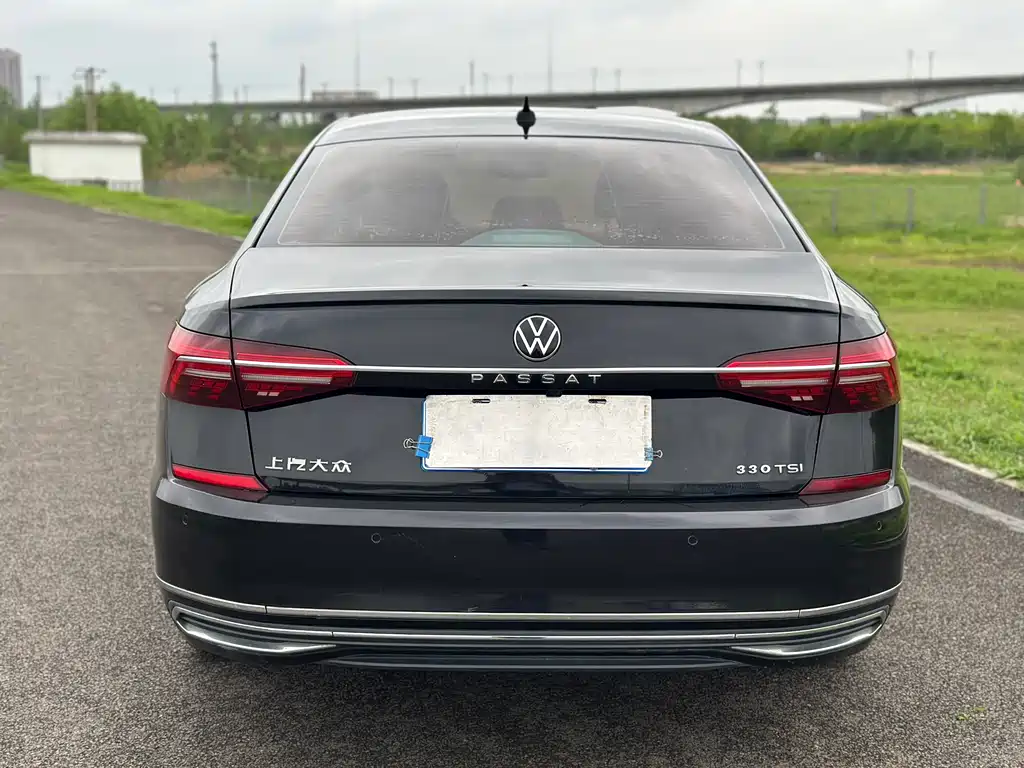 Volkswagen Passat 2021 — фото 15