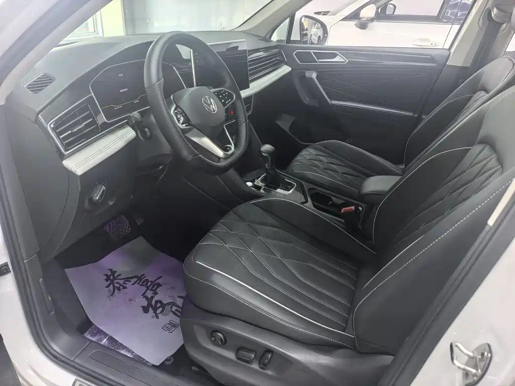 Volkswagen Tiguan L 2023