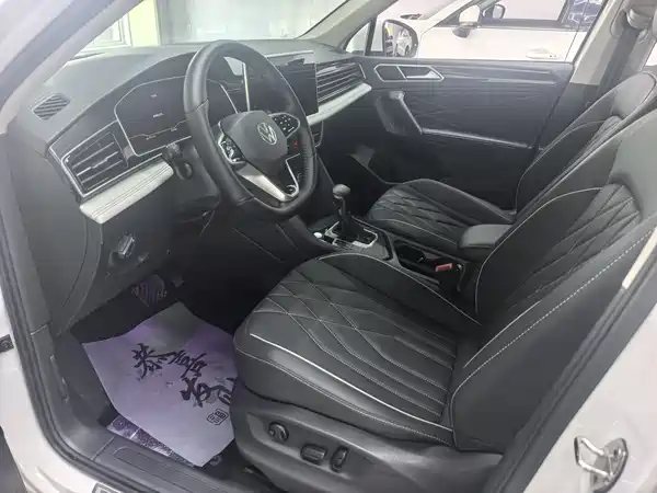 Volkswagen Tiguan L 2023
