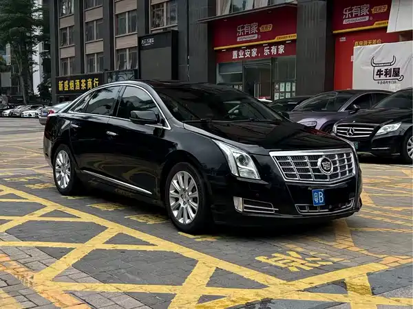 Cadillac XTS 2013