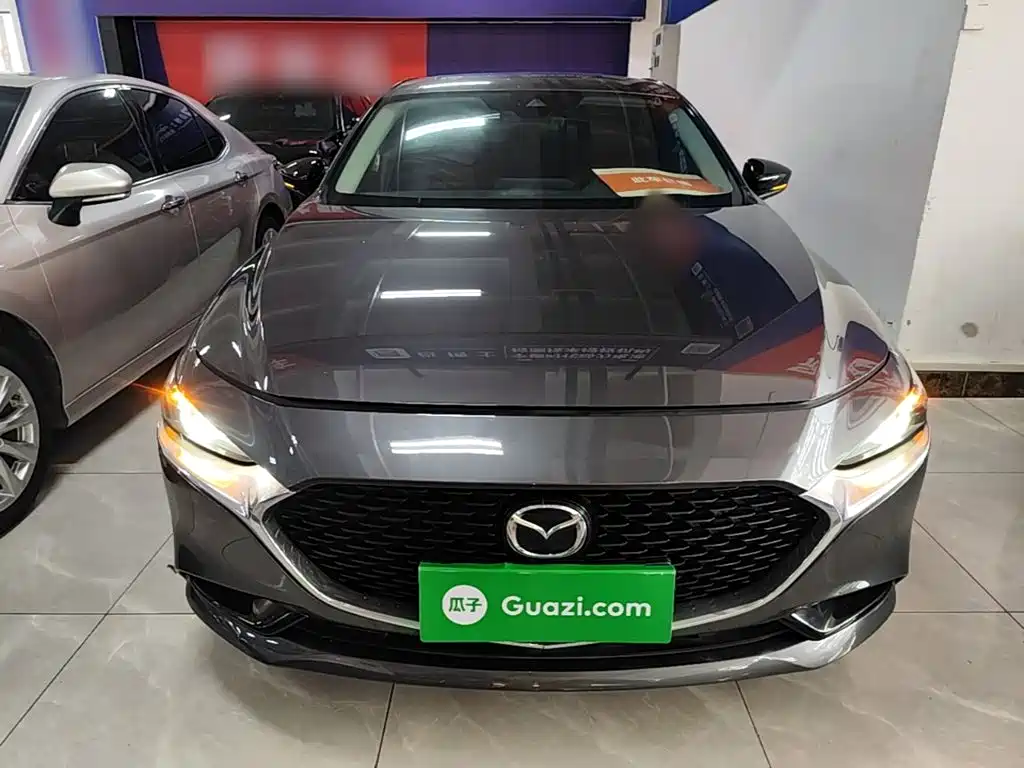 Mazda 3 Axela 2022