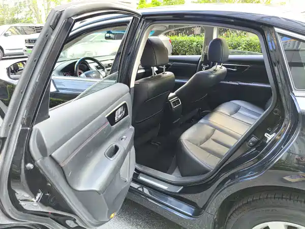 Nissan Teana 2017