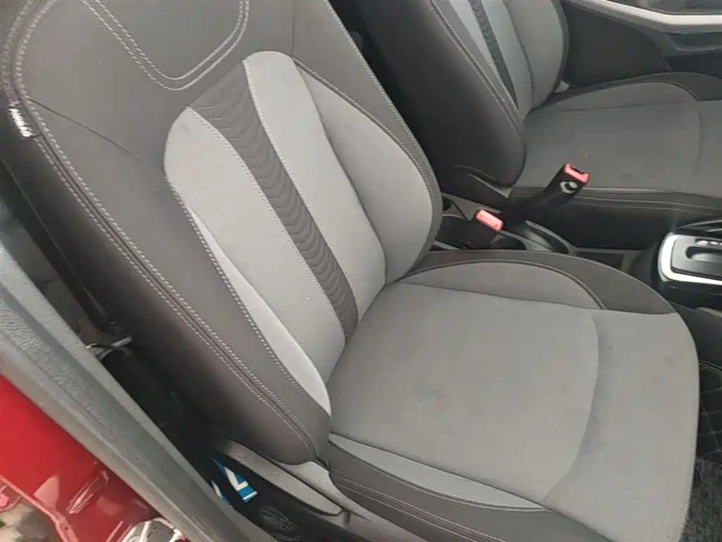Ford Ecosport 2017 — фото 25