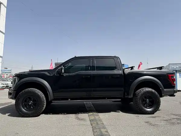 Ford F-150 Raptor 2023