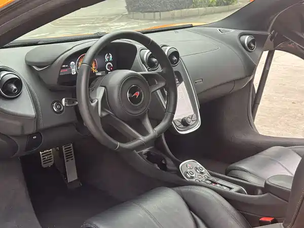 McLaren 540C 2019
