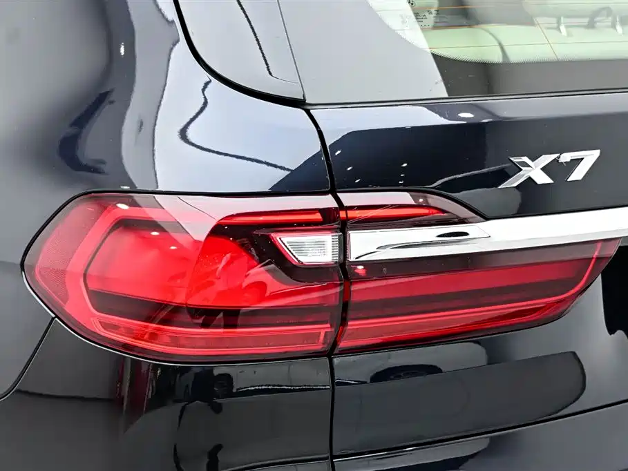 BMW X7 2022 — фото 10