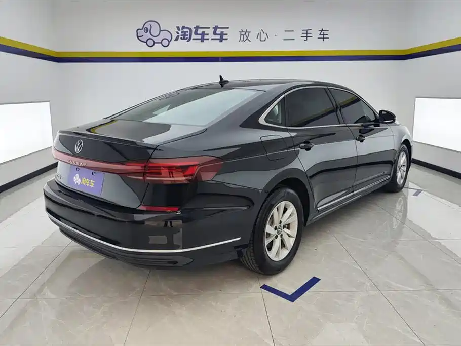 Volkswagen Passat 2025