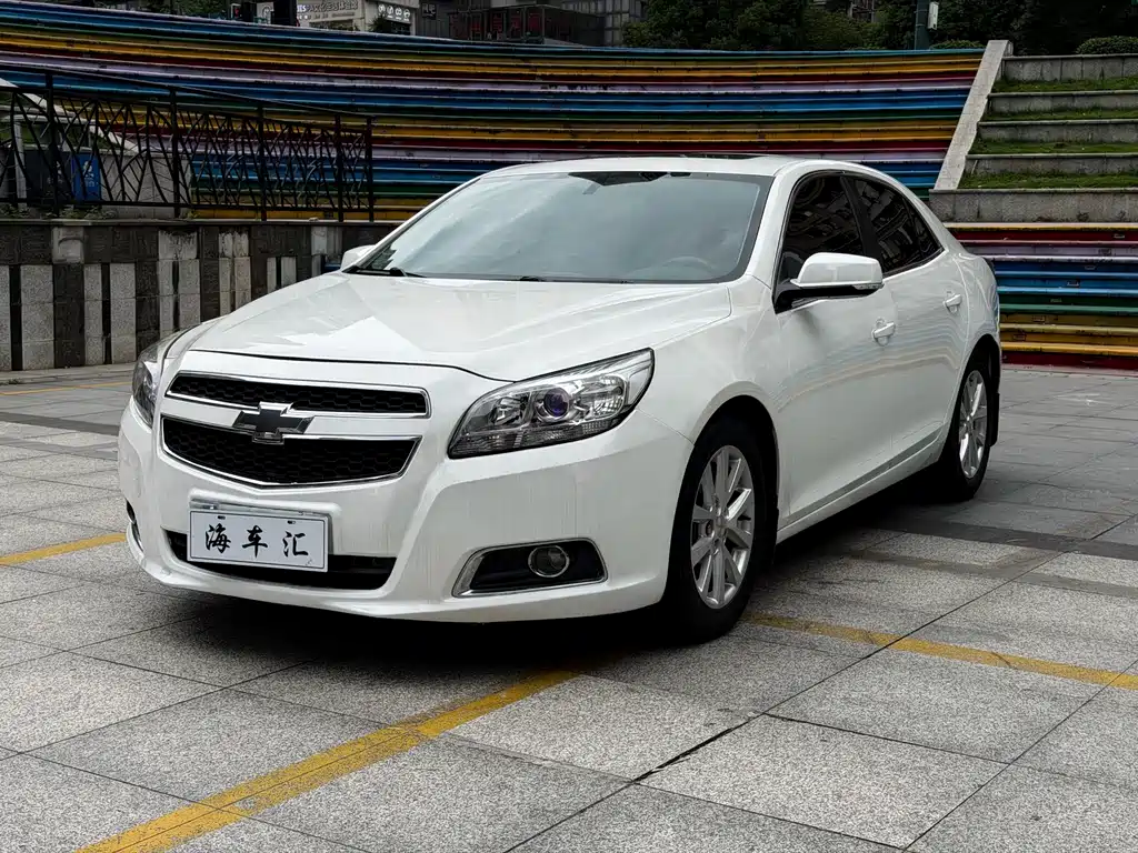 Chevrolet Malibu 2014 — фото 1