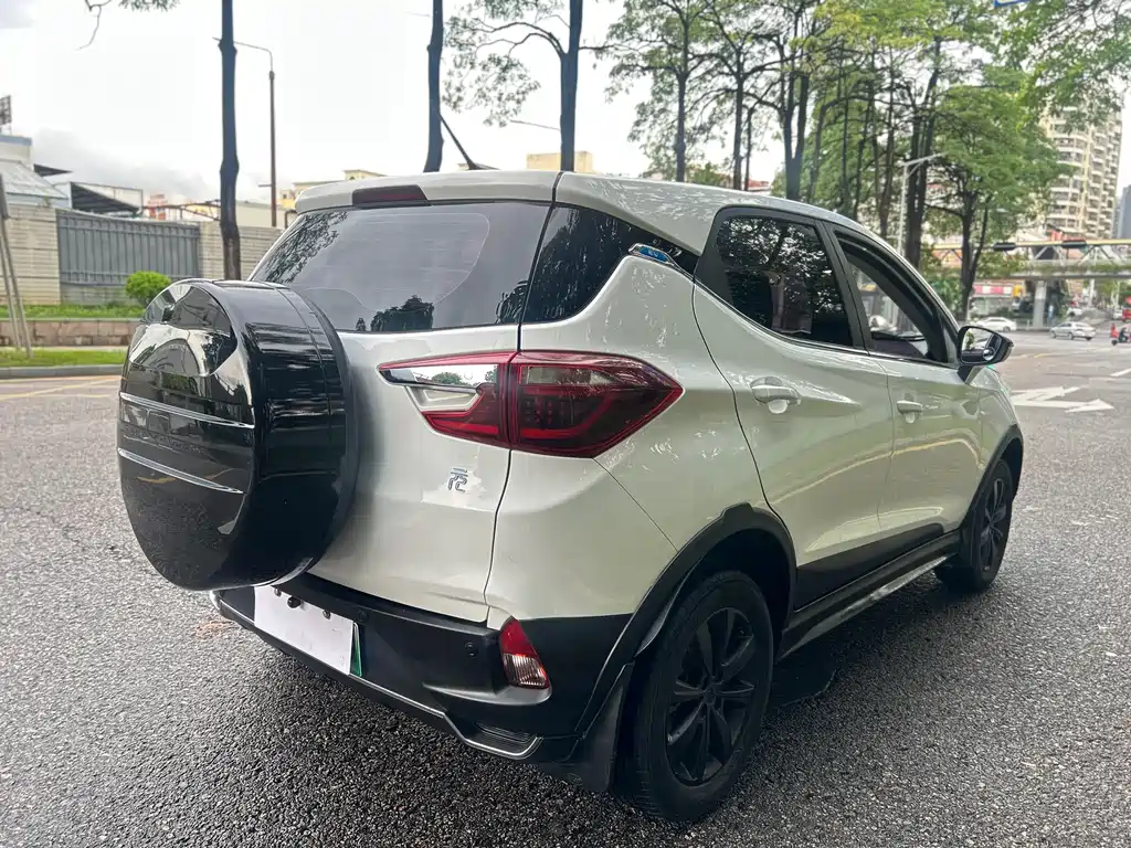 BYD Yuan EV 2019