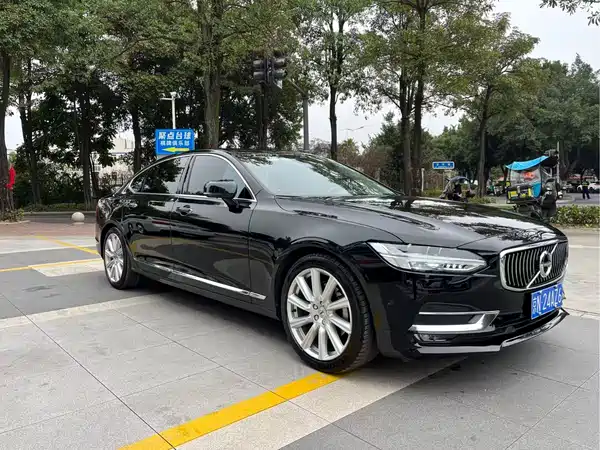 Volvo S90 2018